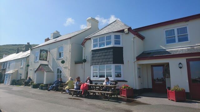 The Cricket Inn