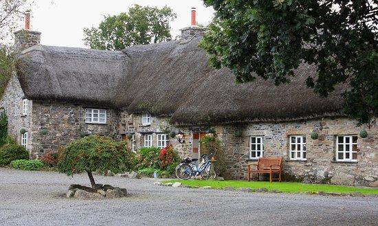 Bearslake Restaurant and Inn