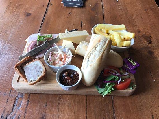 The Elburton Inn