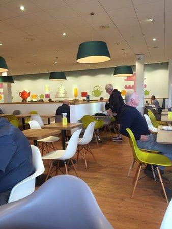 M & S Cafe
