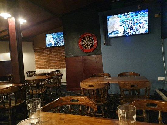 Lee's Bar