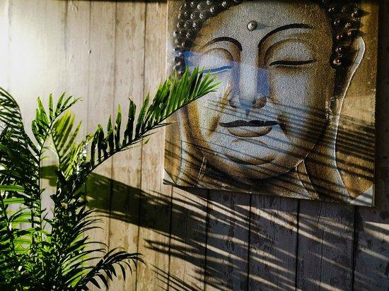 Jun Jaow Thai Restaurant