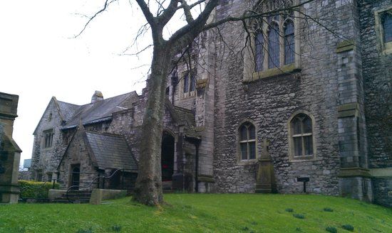 Prysten House