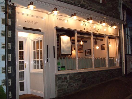 7 The Bistro