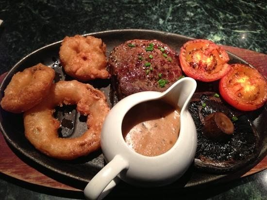 Hobb's Bistro