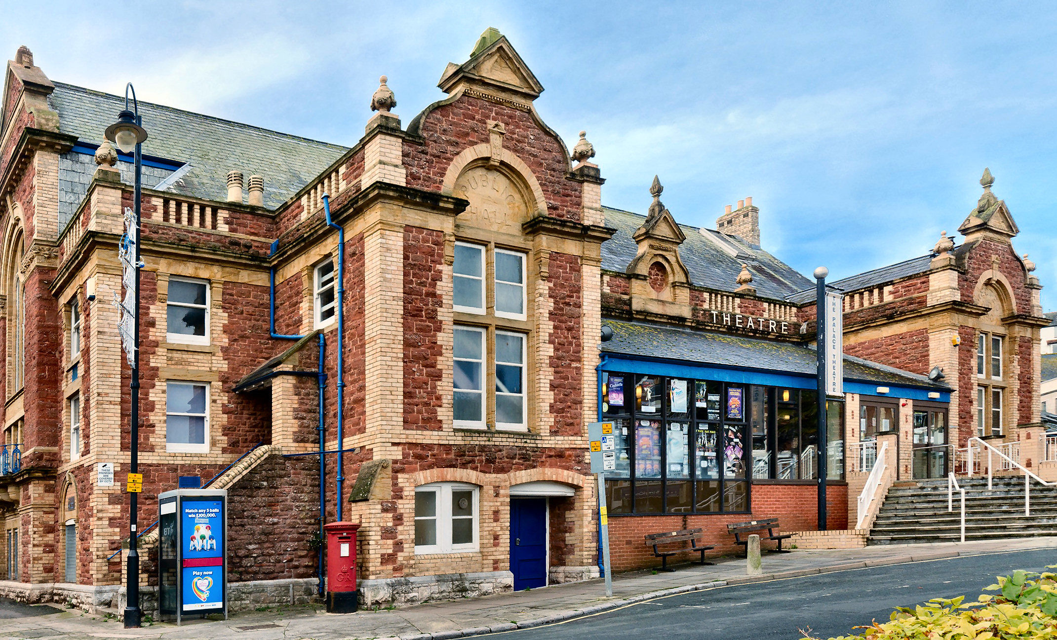 Palace Theatre